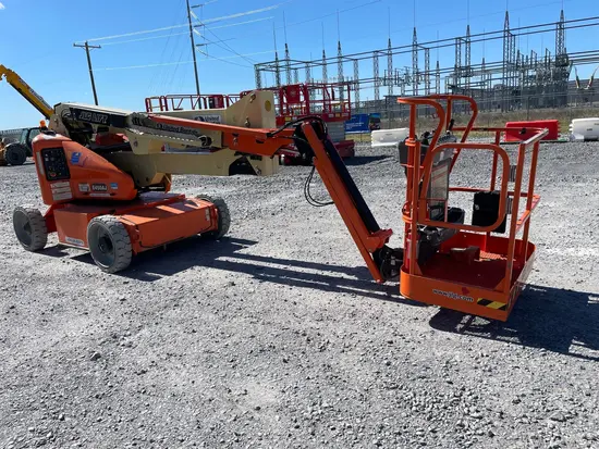 2016 JLG E450AJ Articulating Boom Lift
