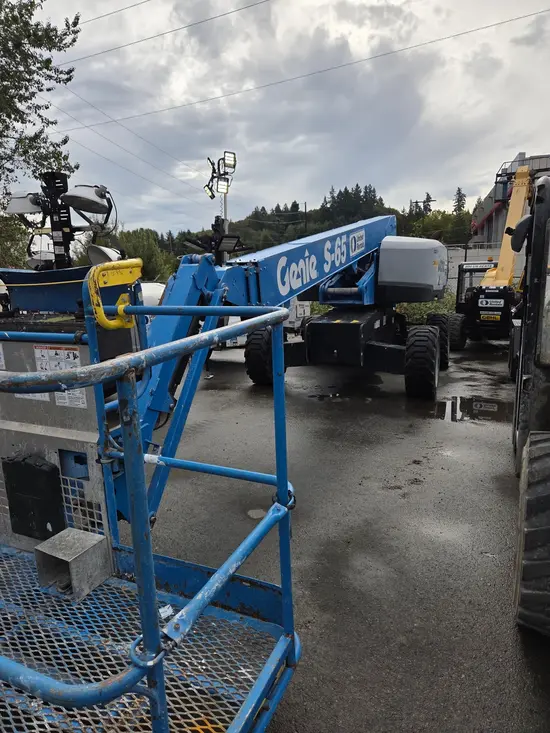 2017 Genie S-65 Boom Lift