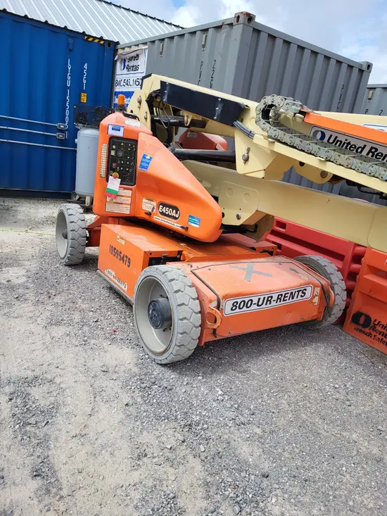 2017 JLG E450AJ Articulating Boom Lift
