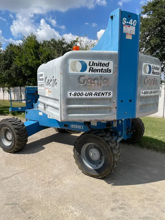 2013 Genie S-40 Boom Lift