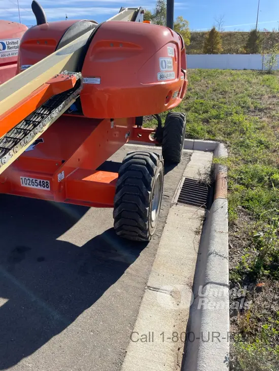 2014 JLG 400S Boom Lift