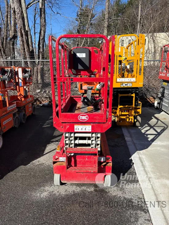 2017 MEC 1330SE Scissor Lift
