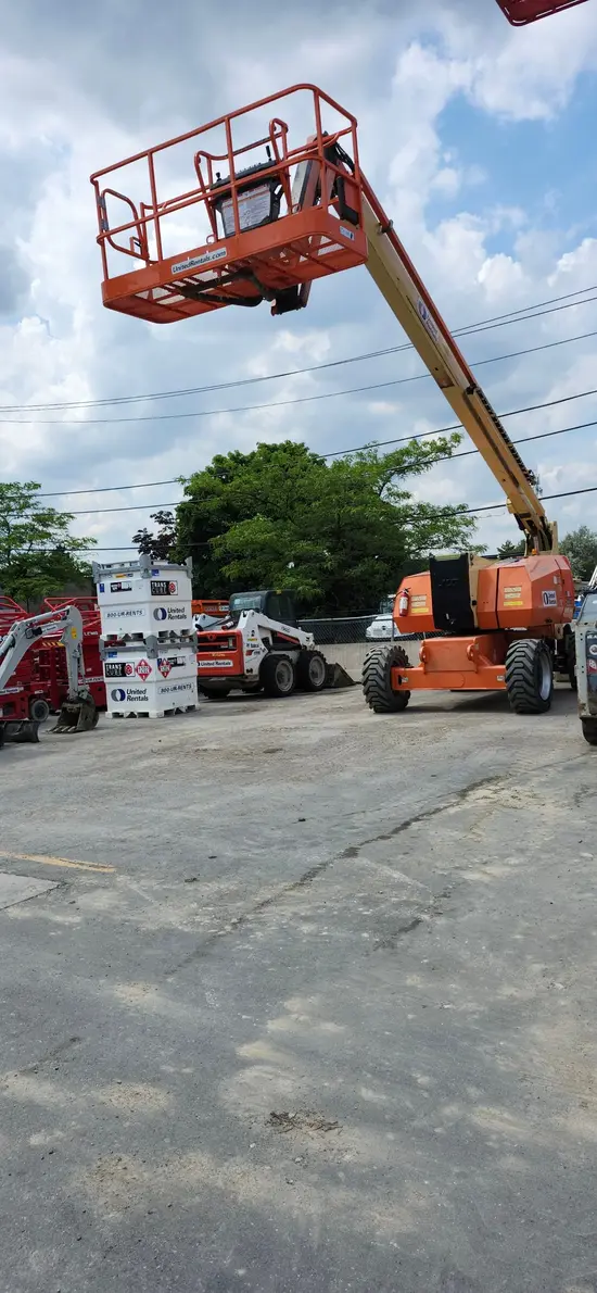 2016 JLG 800AJ Articulating Boom Lift