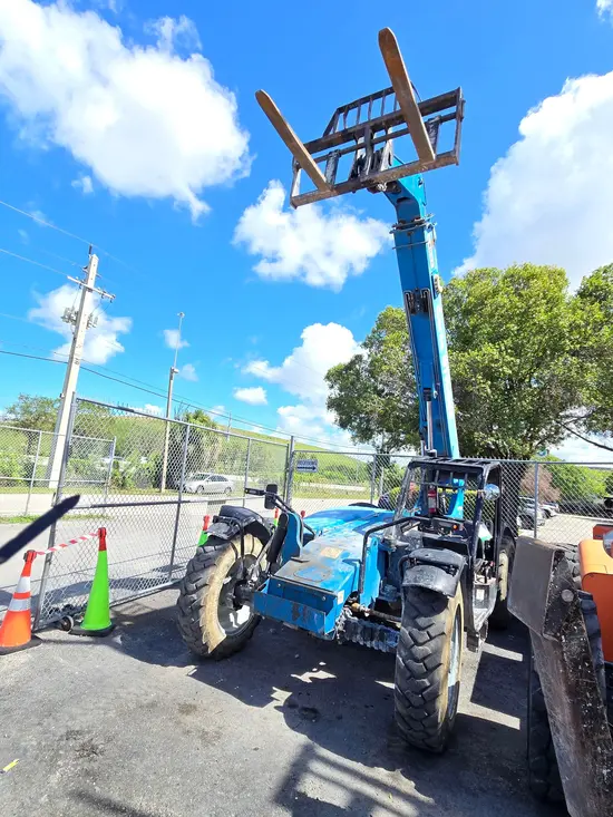 2015 Genie GTH-636 Forklift