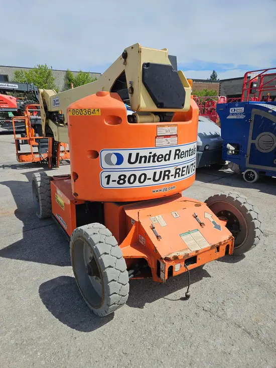 2017 JLG E450AJ Articulating Boom Lift