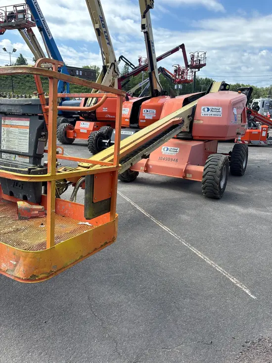 2016 JLG 400S Boom Lift
