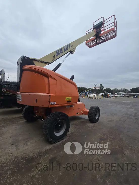 2017 JLG 400S Boom Lift
