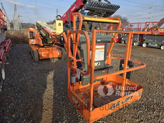 2017 JLG E400AJPN Articulating Boom Lift