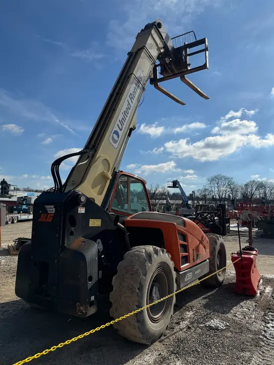 2020 JLG 1644 Forklift