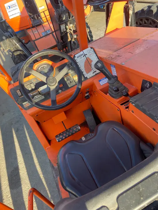2017 SKYTRAK 10054 Forklift
