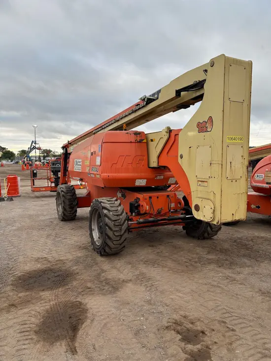 2017 JLG 800AJ Articulating Boom Lift