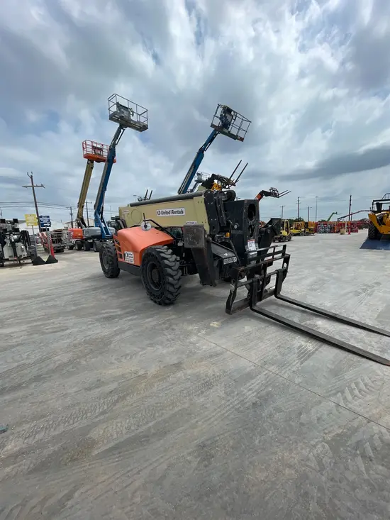 2017 JLG 1255 Forklift