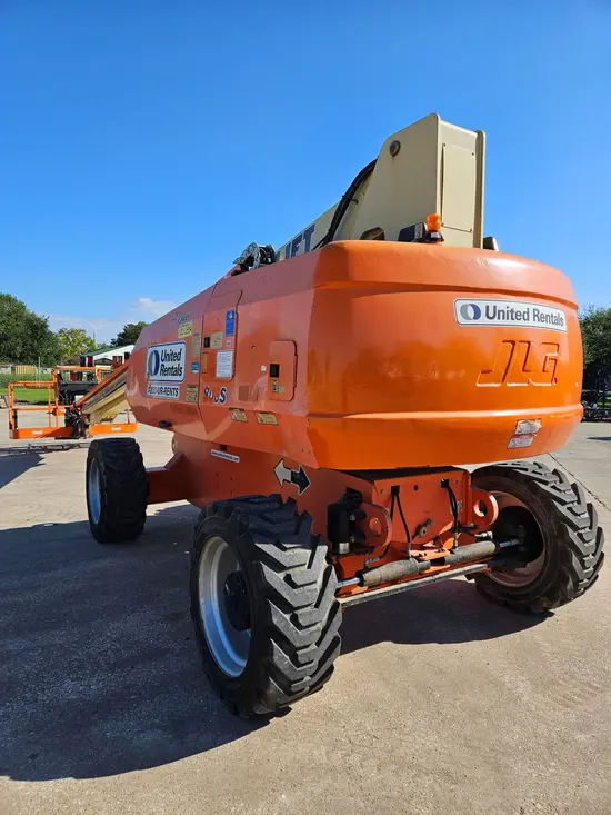 2017 JLG 800S Boom Lift