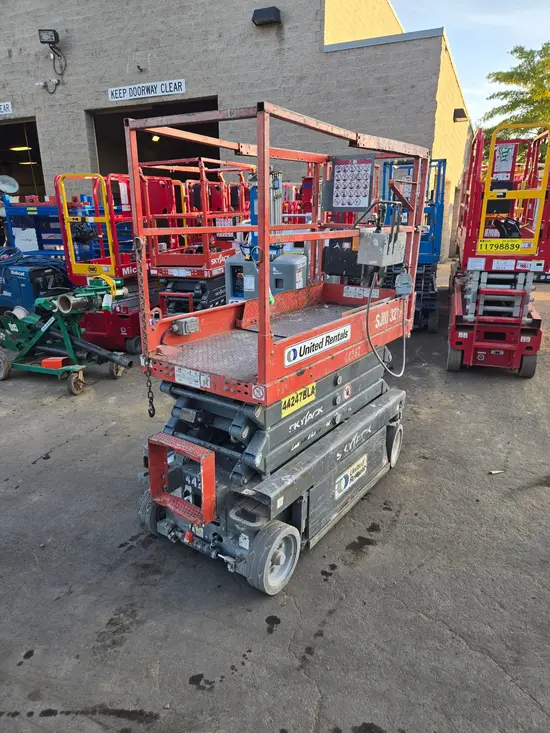 2017 Skyjack SJIII3219 Scissor Lift