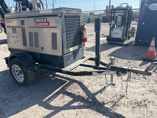 2019 Lincoln Electric VANTAGE 549 Welder
