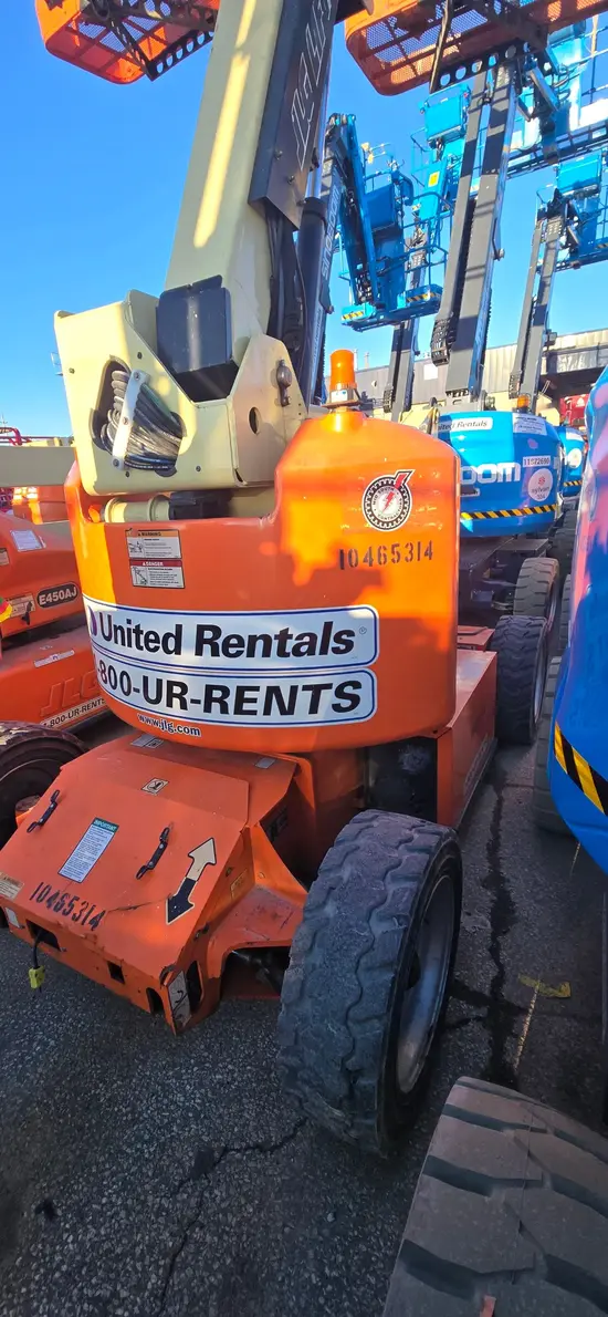 2016 JLG E450AJ Articulating Boom Lift