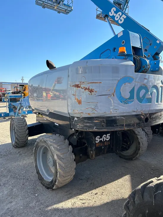 2017 Genie S-65 Boom Lift