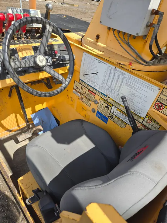 2015 Broderson IC-80-3J