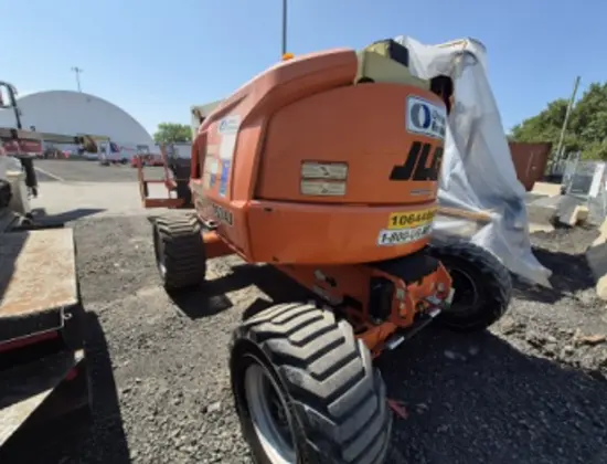 2017 JLG 450AJ Articulating Boom Lift