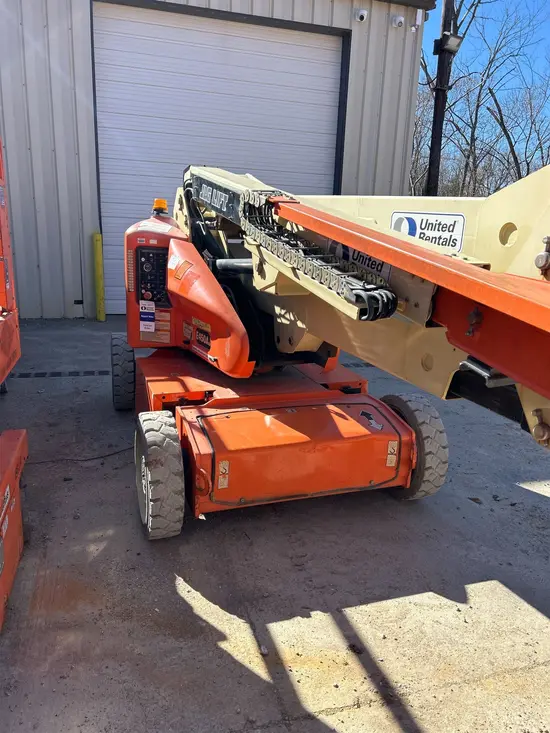 2015 JLG E450AJ Articulating Boom Lift