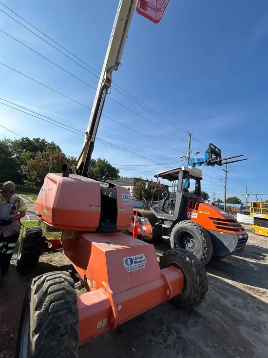 2016 JLG 400S Boom Lift