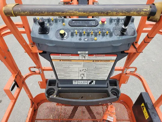 2017 JLG E300AJP Articulating Boom Lift