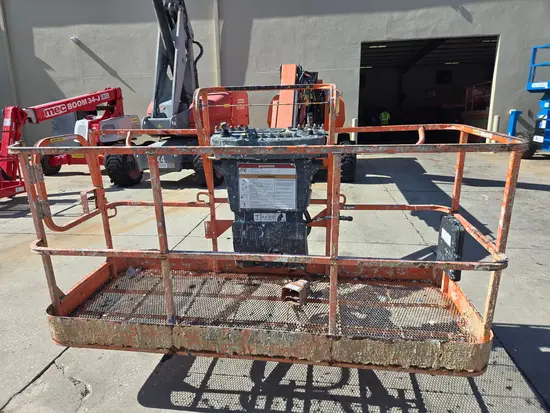 2013 JLG 660SJ Boom Lift