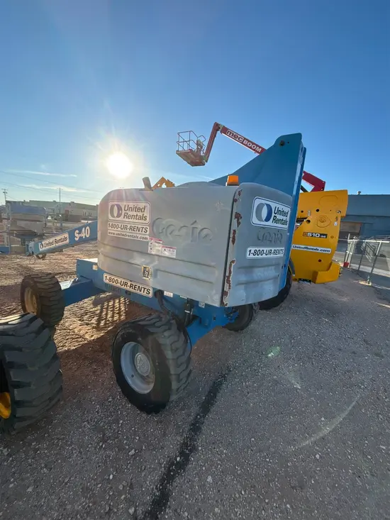 2016 Genie S-40 Boom Lift