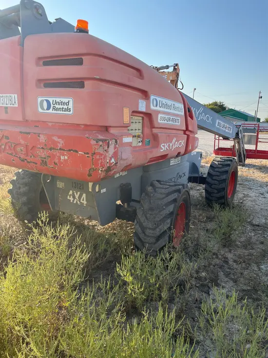 2013 Genie S-65 Boom Lift