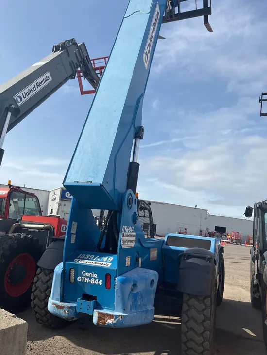 2015 Genie GTH-844 Forklift
