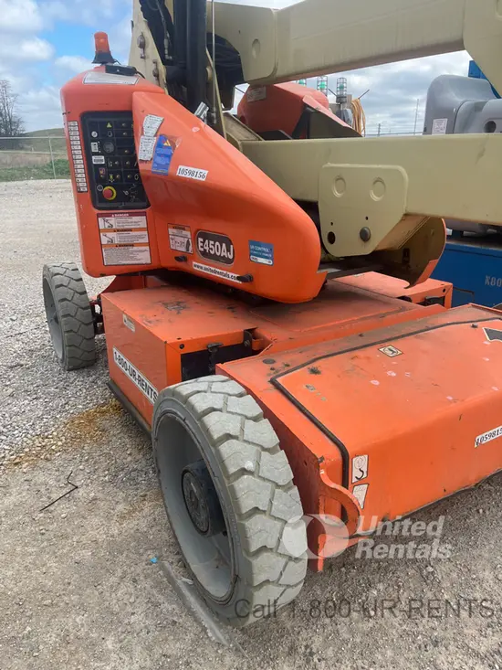 2017 JLG E450AJ Articulating Boom Lift