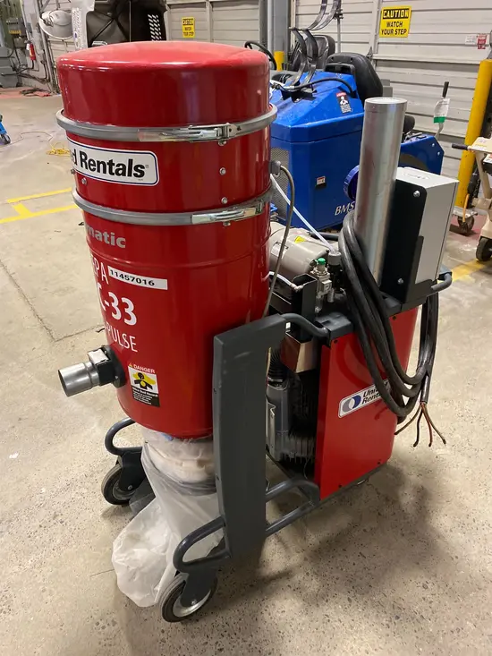 2022 Husqvarna BDC-33-230V Vacuum