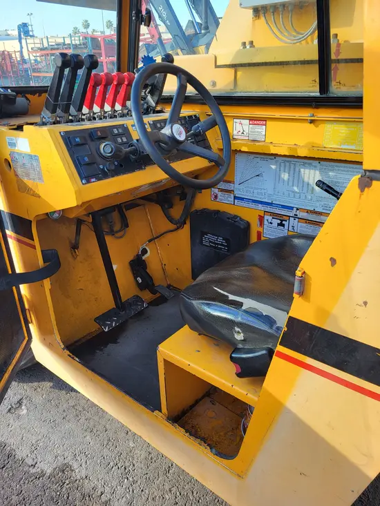 2014 Broderson IC-200-3H