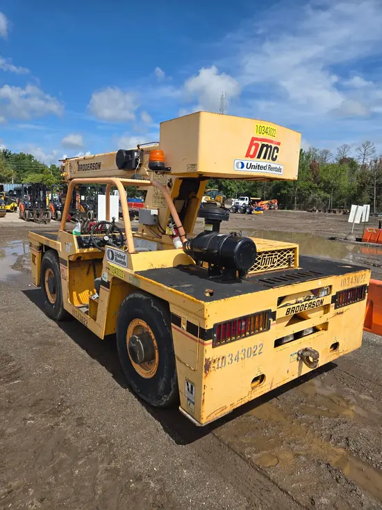 2015 Broderson IC-80-3J