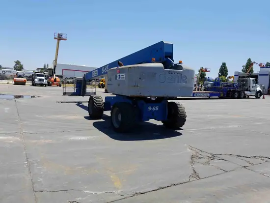 2014 Genie S-85 Boom Lift