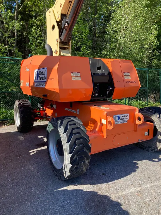 2017 JLG 800S Boom Lift
