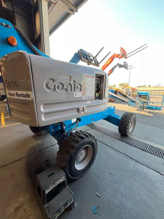 2014 Genie S-40 Boom Lift