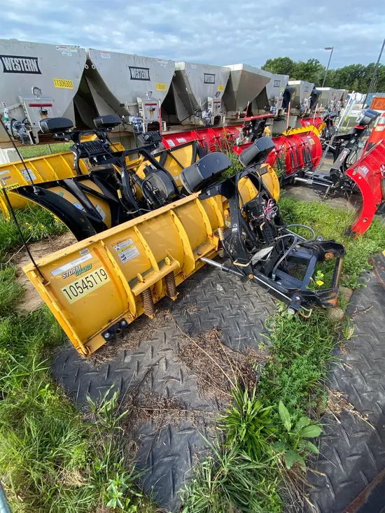 2016 FISHER 9' HD2 Attachment