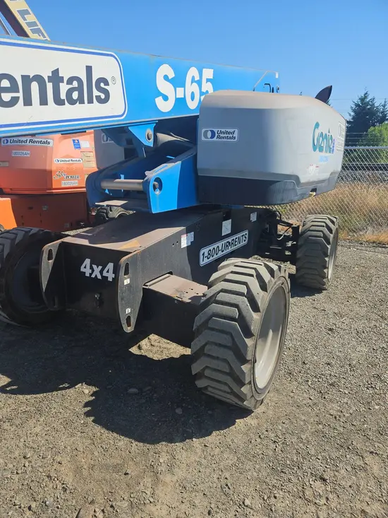 2017 Genie S-65 Boom Lift