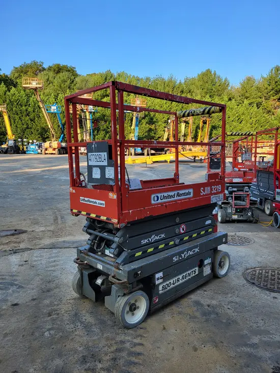 2017 Skyjack SJIII3219 Scissor Lift