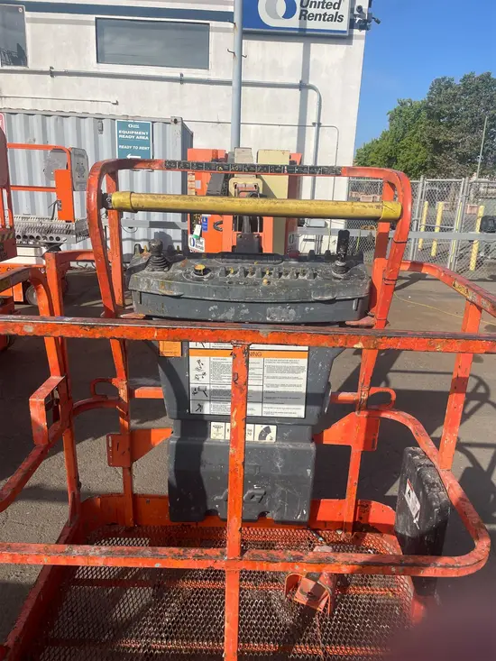 2016 JLG E300AJP Articulating Boom Lift