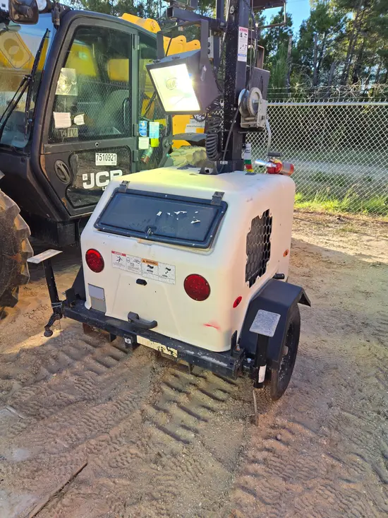 2017 Terex RL4 Portable Light Tower