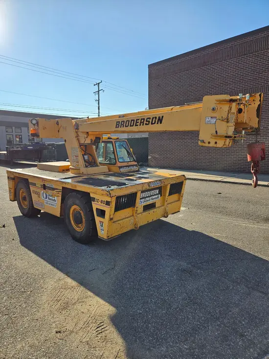 2011 Broderson IC-80-3G