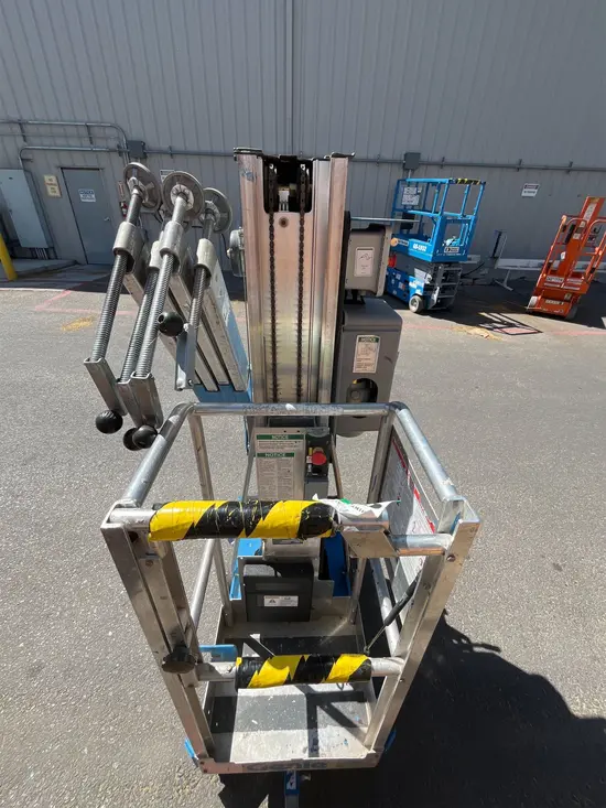 2019 Genie AWP-30SDC Pusharound Lift