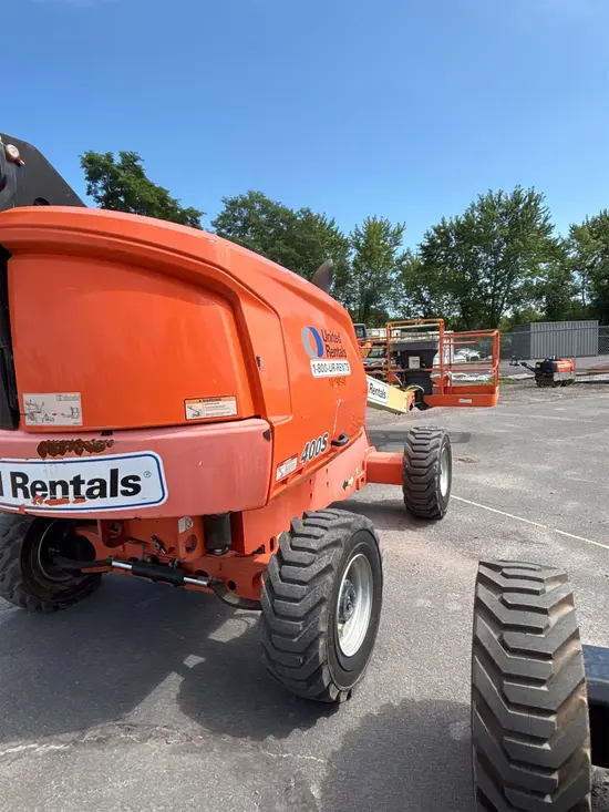 2016 JLG 400S Boom Lift