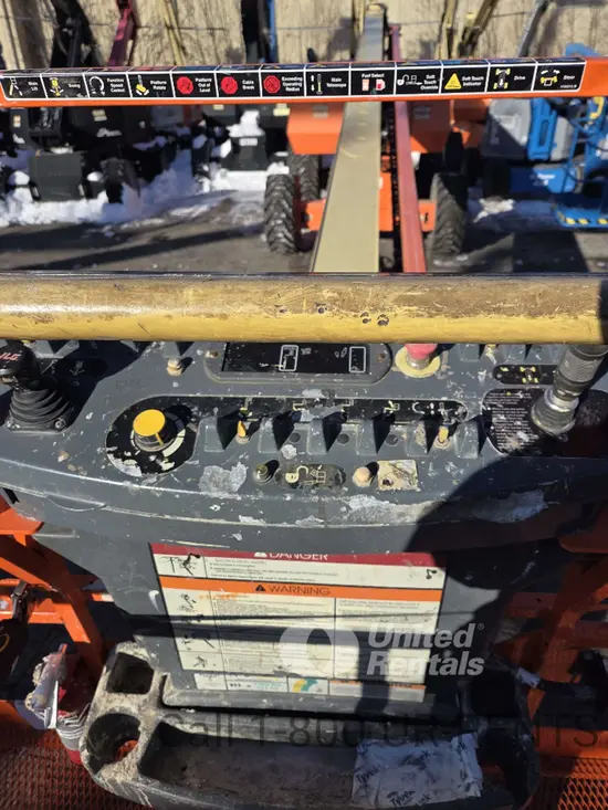 2017 JLG 800S Boom Lift