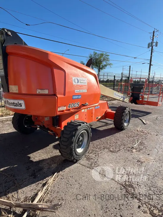 2016 JLG 400S Boom Lift