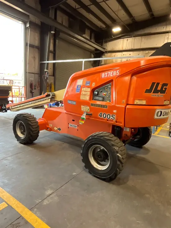 2017 JLG 400S Boom Lift