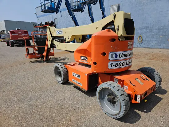2017 JLG E450AJ Articulating Boom Lift