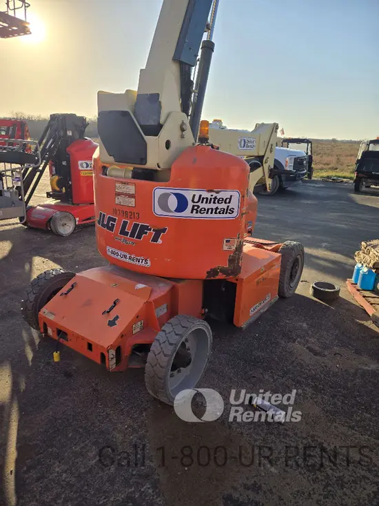 2015 JLG E400AJPN Articulating Boom Lift